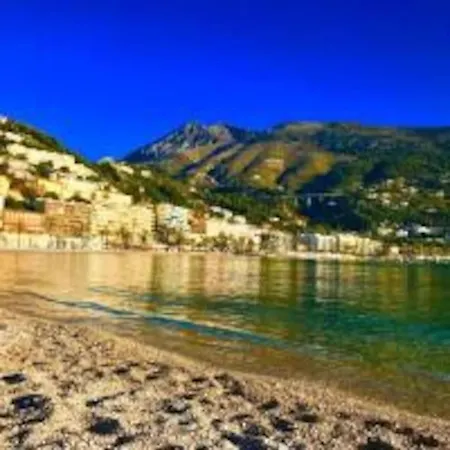 Le Palmero Centre Ville, Plage, Clime 芒通